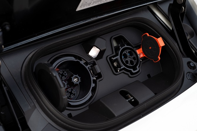 electrolube partners with tier 1 automotive suppliers to use polyurethane resins for car chargers