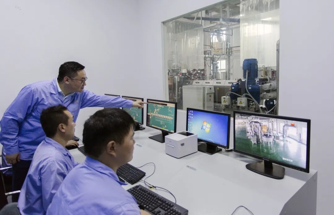 Zhongtian Kesheng has broken the monopoly of international industry giants through the upgrading and transformation of 10,000 tons/year of aliphatic polyurethane elastomers