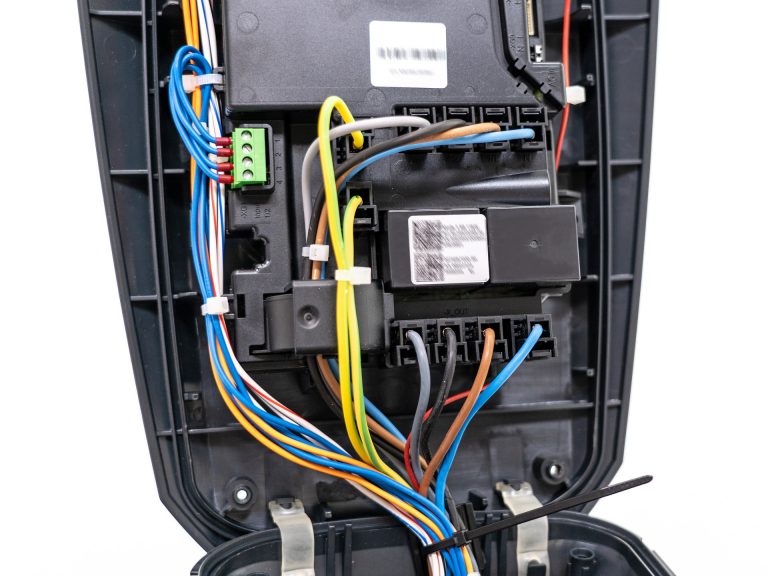lanxess halogen-free flame retardant polyamide 6 for charging cable connectors